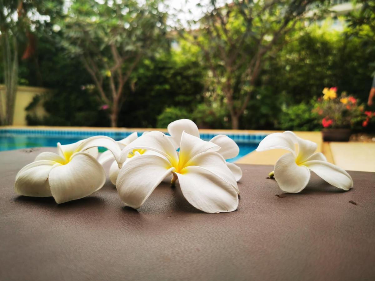 Villa With Private Pool ホアヒン郡 エクステリア 写真